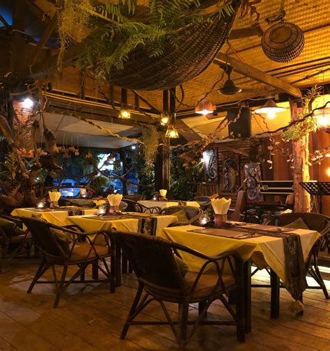underworld restaurant bato